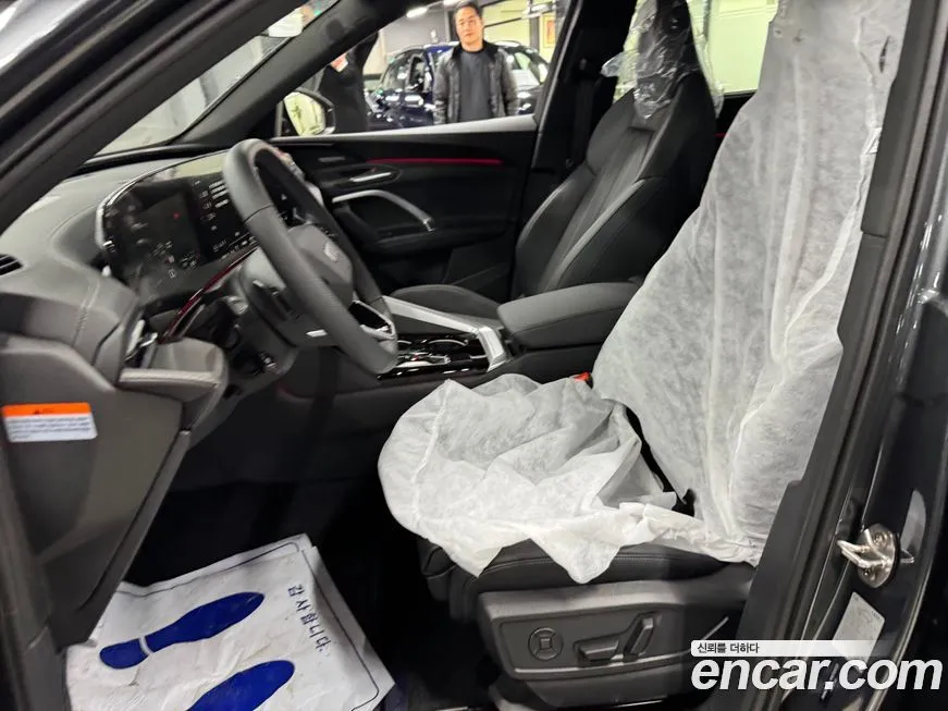 Audi Q5 2025 из KR, фото 10