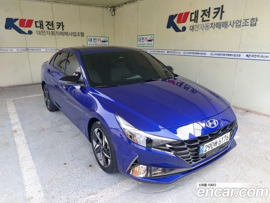 Hyundai AVANTE — фото 1