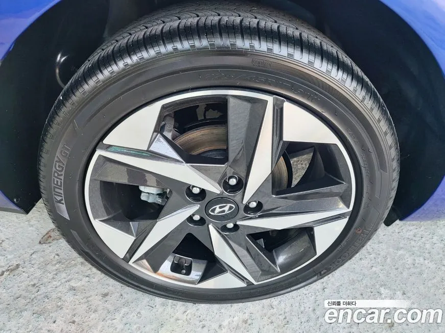 Hyundai AVANTE — фото 3