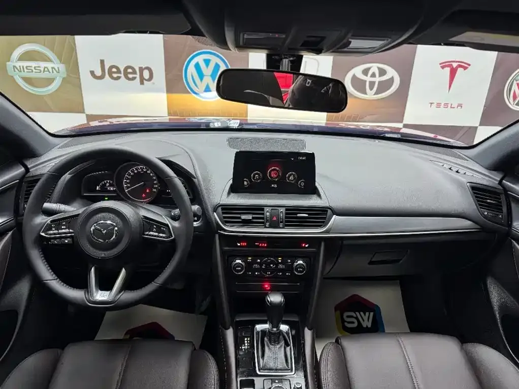 Mazda CX-4 2023 из CN, фото 8