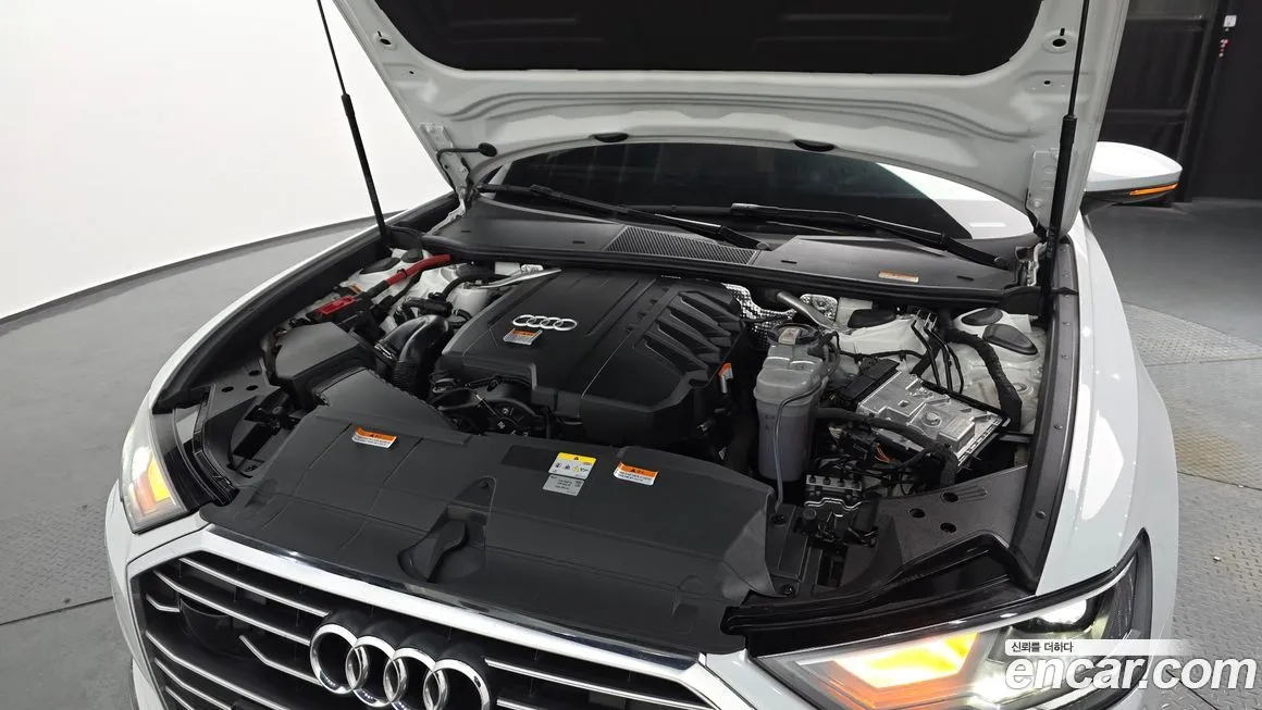 Audi A6 — фото 10