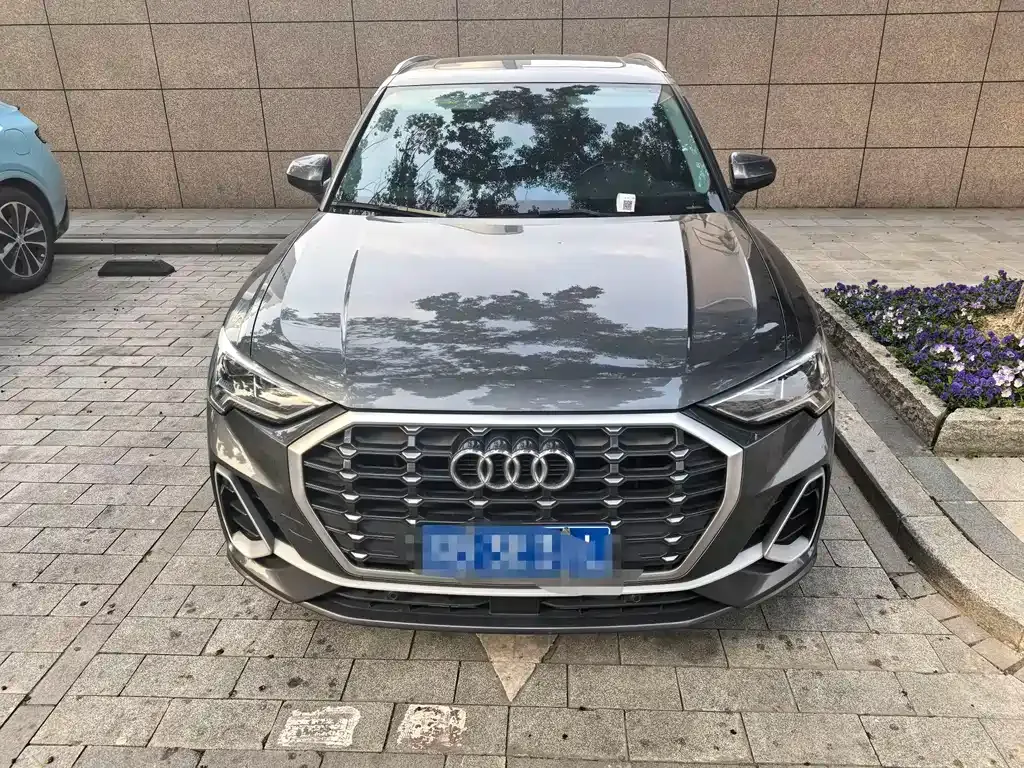 Audi Q3 — фото 5