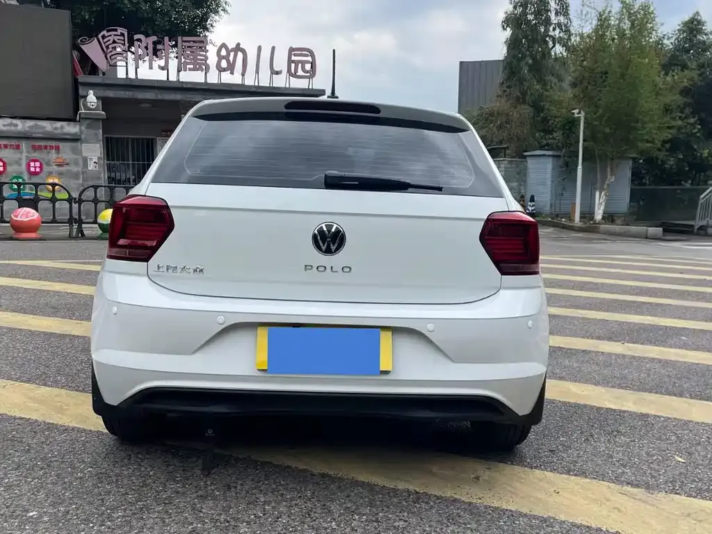 Volkswagen Polo 2023 из CN, фото 2