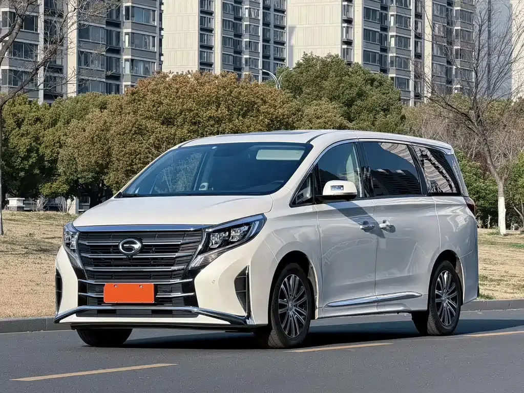GAC Motor Trumpchi M8 — фото 1