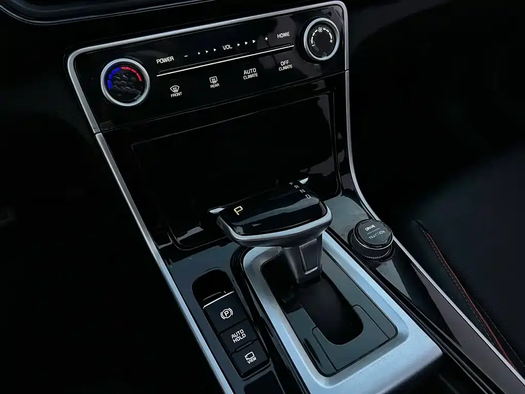 Kia Seltos 2023 из CN, фото 2