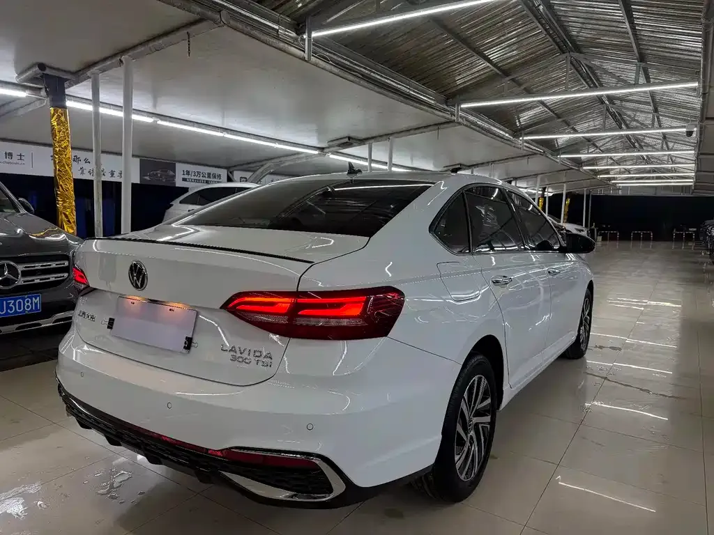 Volkswagen Lavida 2024 из CN, фото 9