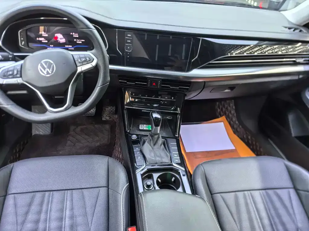 Volkswagen Passat — фото 6
