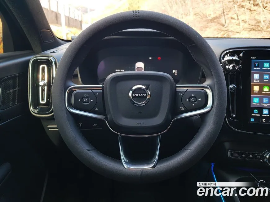 Volvo C40 2022 из KR, фото 10