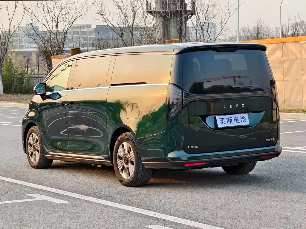 Geely Yizhen L380 2025 из CN, фото 8