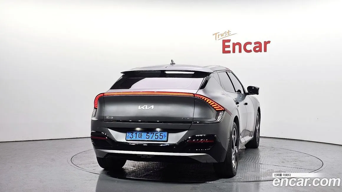Kia EV6 — фото 2