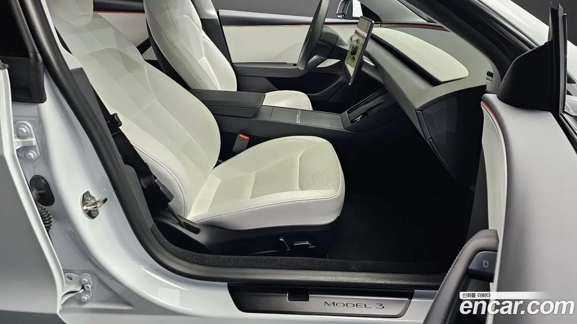 Tesla Model 3 — фото 6