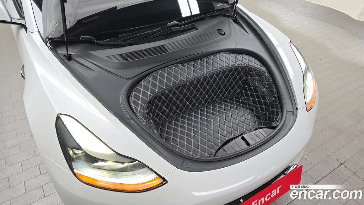 Tesla Model 3 2021 из KR, фото 10