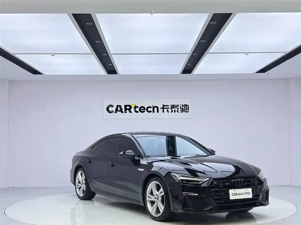 Audi A7L — фото 9