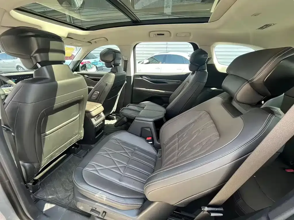 Ford Edge 2024 из CN, фото 9