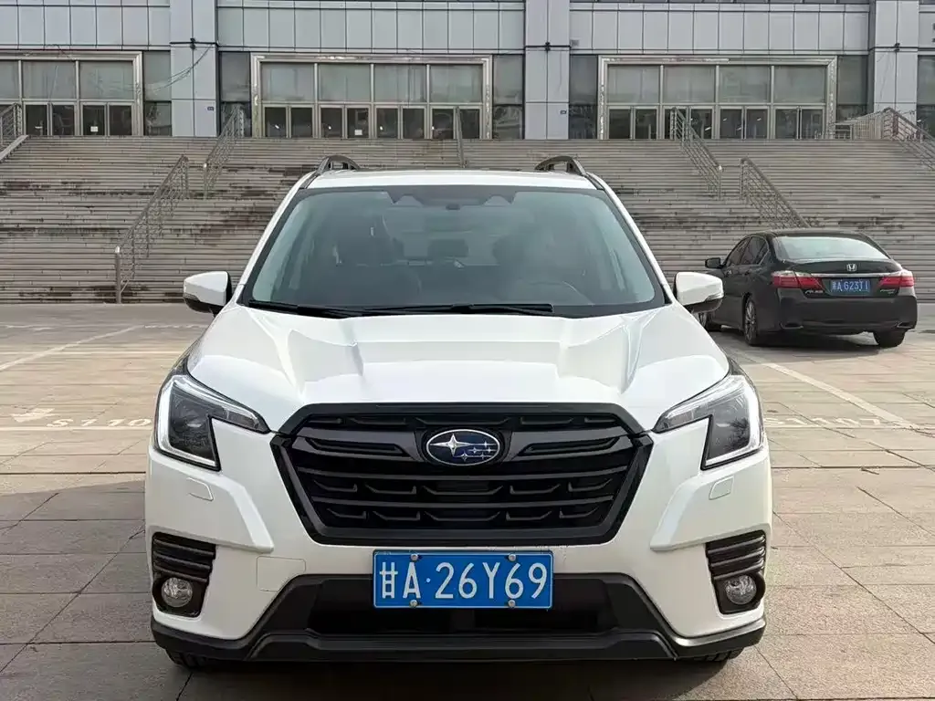 Subaru Forester 2023 из CN, фото 6