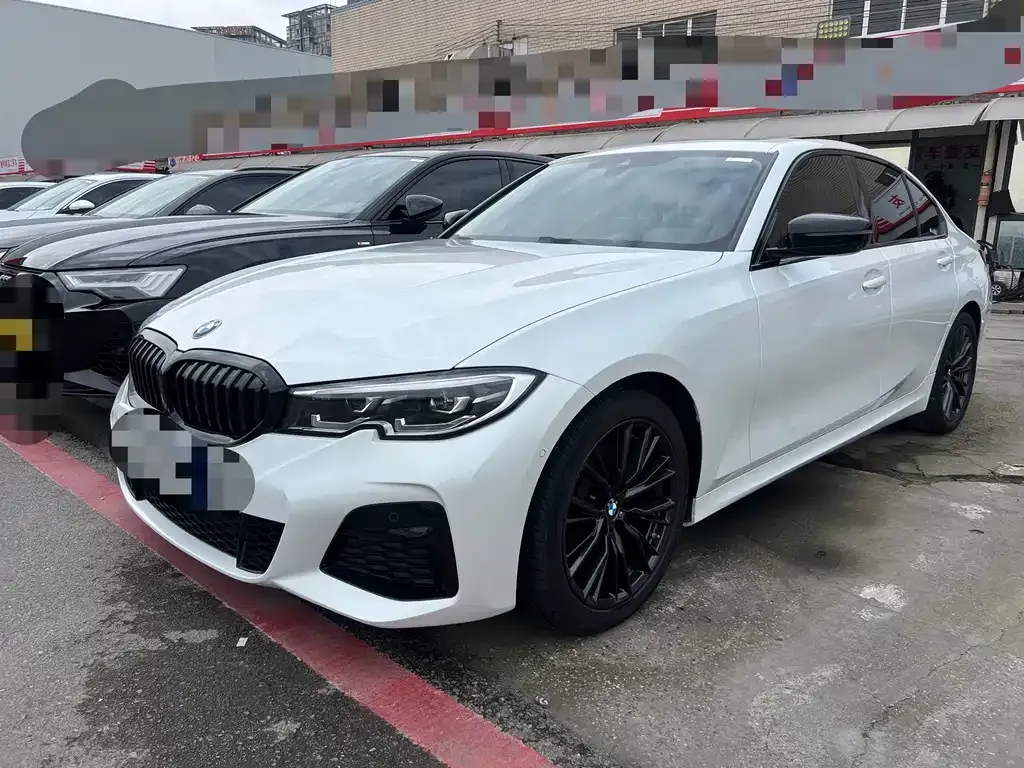 BMW 3 Series — фото 1
