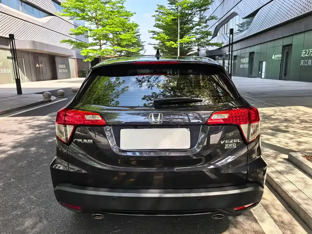 Honda Vezel — фото 9