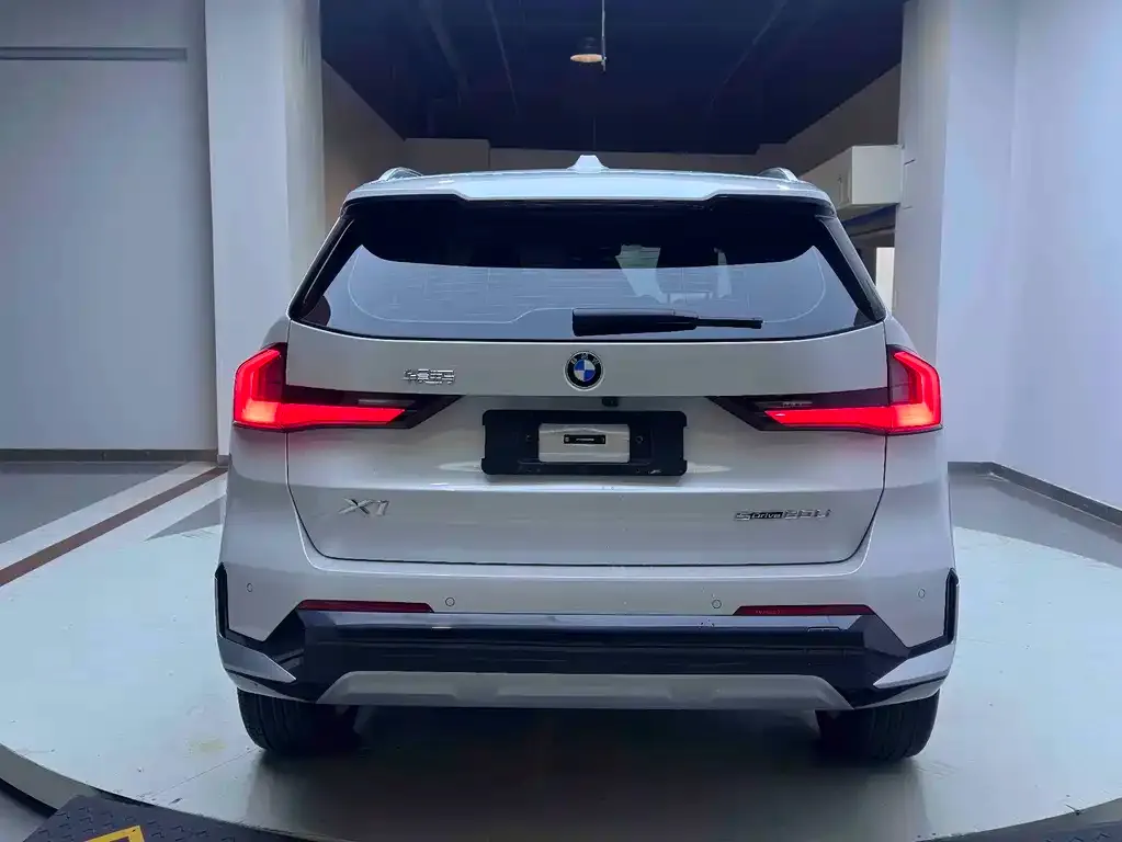 BMW X1 2024 из CN, фото 2