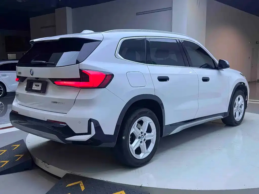 BMW X1 2024 из CN, фото 4