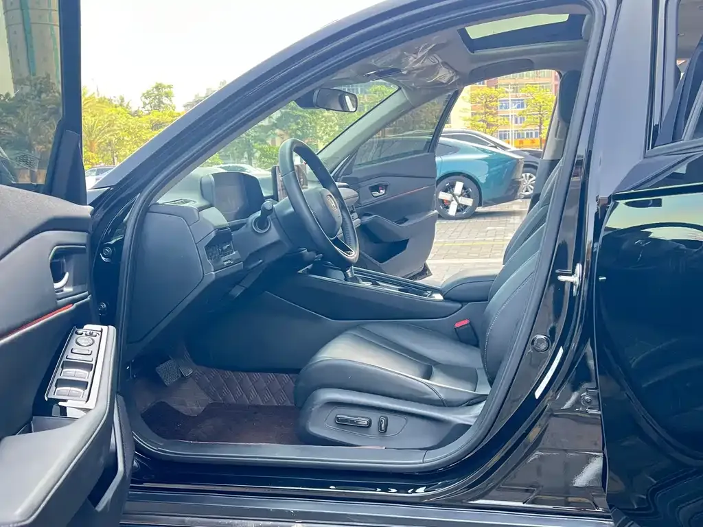 Honda Accord — фото 4
