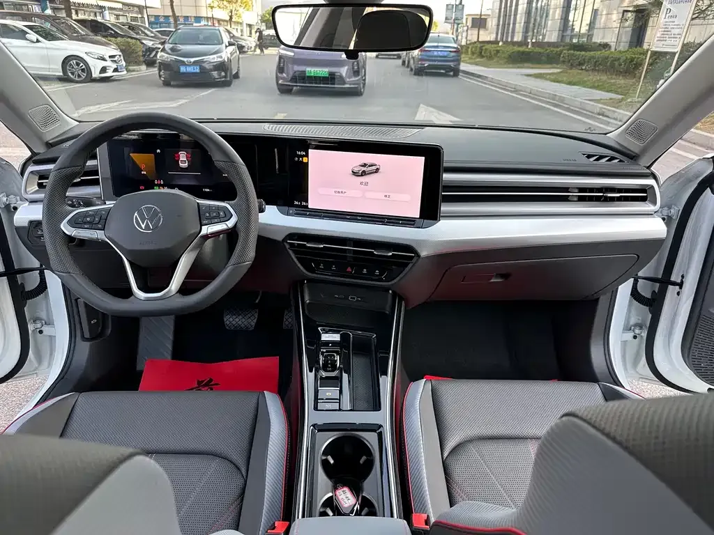 Volkswagen Lamando 2024 из CN, фото 4