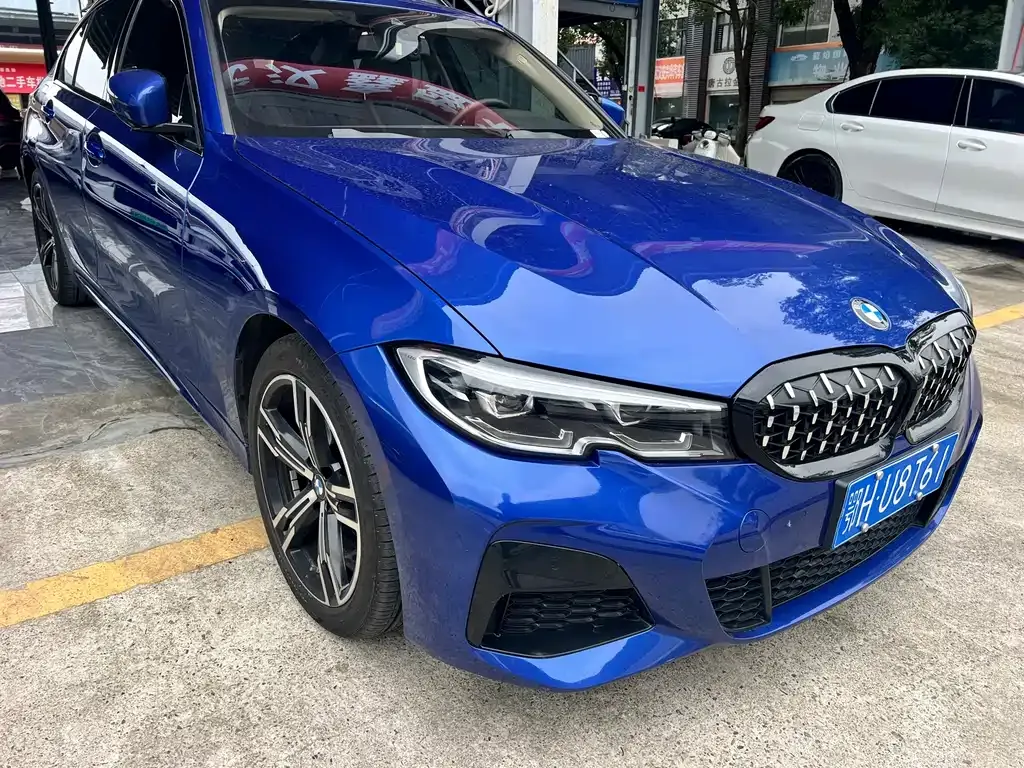 BMW 3 Series 2022 из CN, фото 6