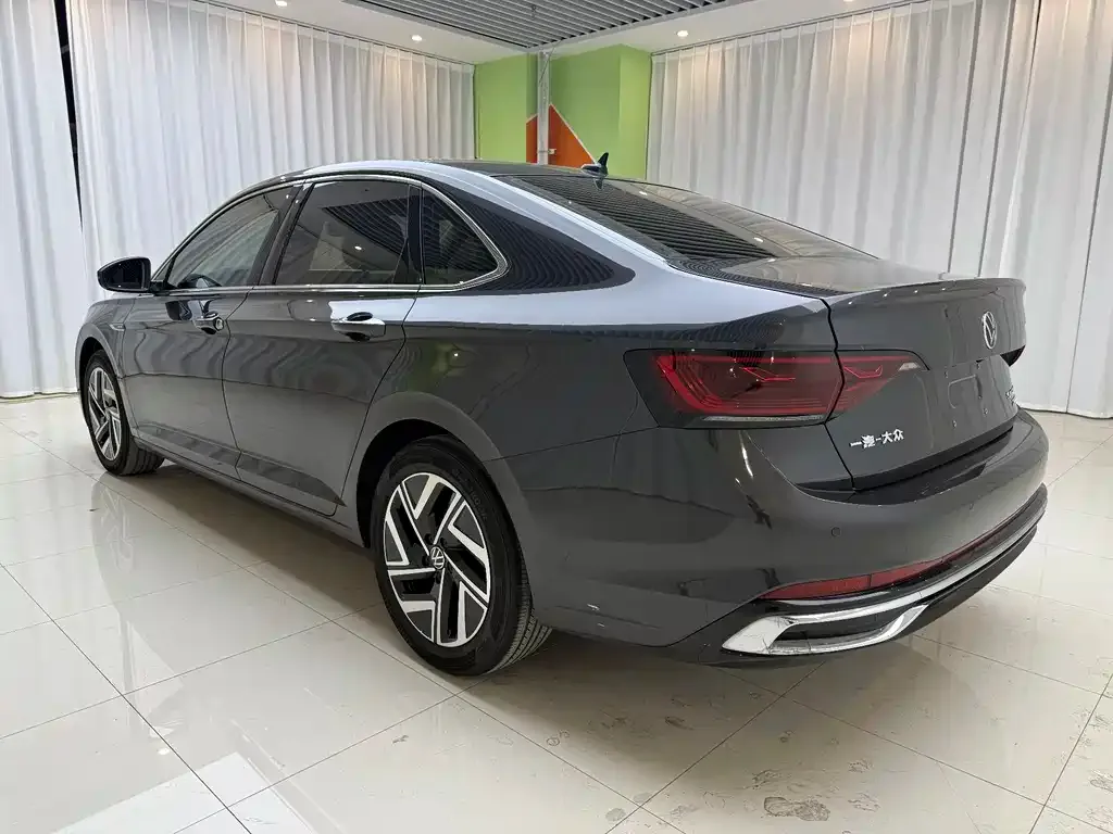 Volkswagen Sagitar 2022 из CN, фото 3