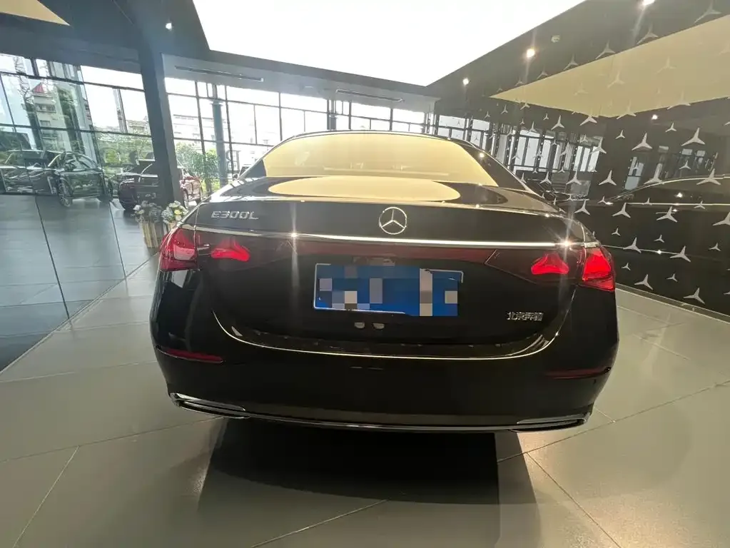 Mercedes-Benz E-Class 2025 из CN, фото 3