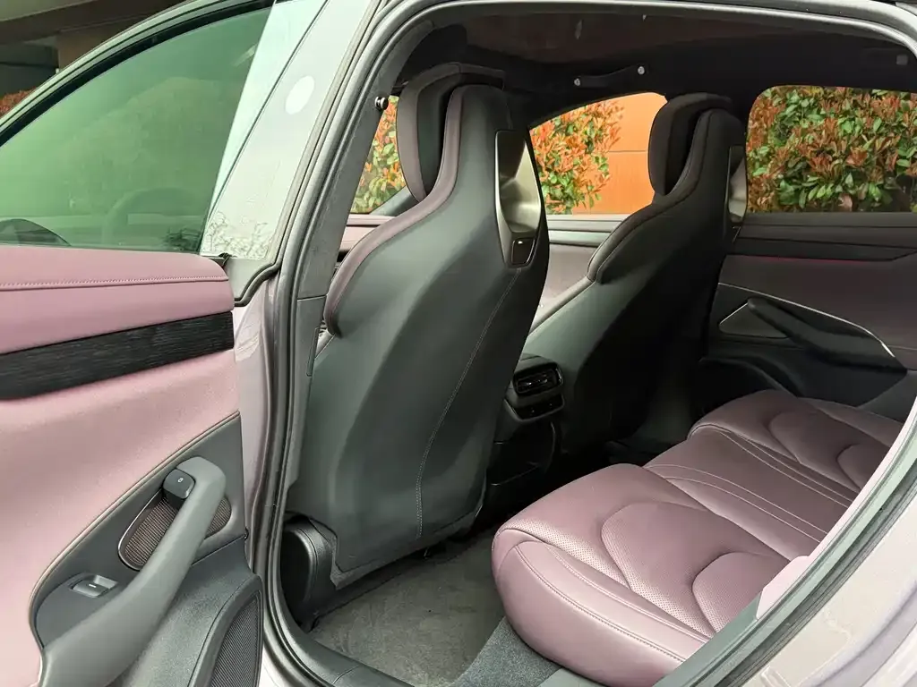 Xiaomi SU7 2025 из CN, фото 6