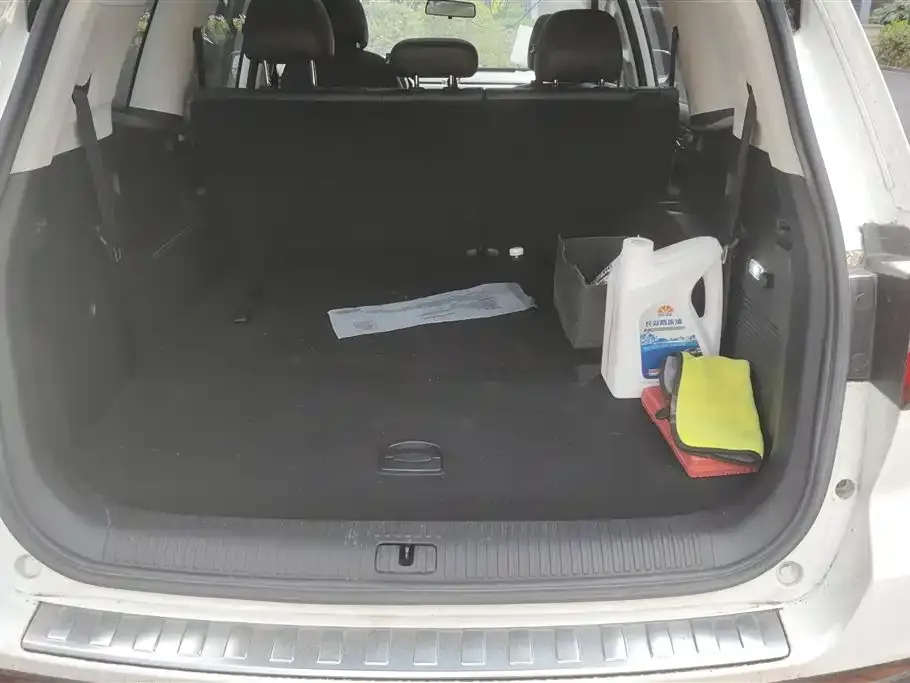 Roewe RX8 2023 из CN, фото 10