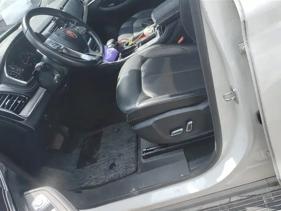 Roewe RX8 2023 из CN, фото 8