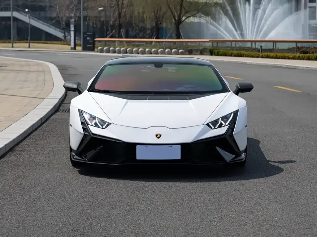 Lamborghini Huracan 2024 из CN, фото 3