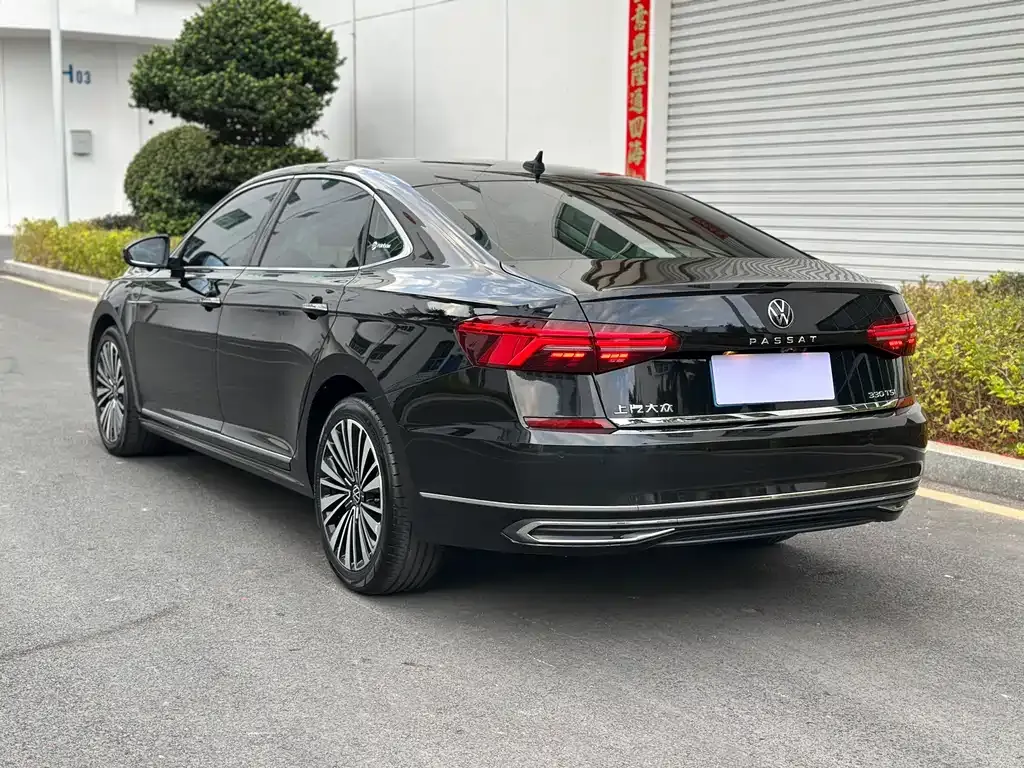Volkswagen Passat 2021 из CN, фото 3
