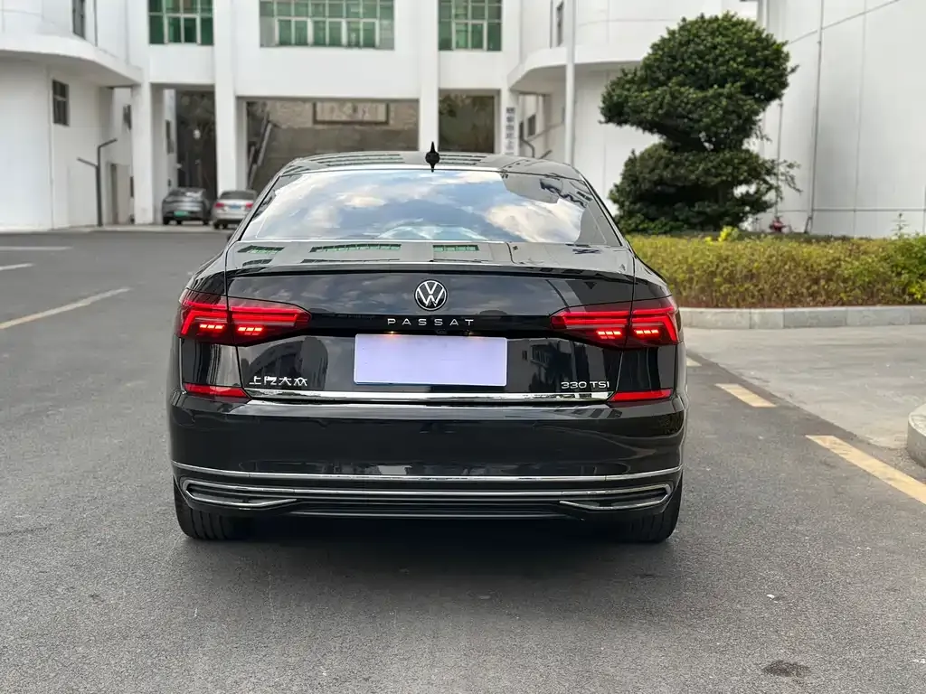 Volkswagen Passat 2021 из CN, фото 6
