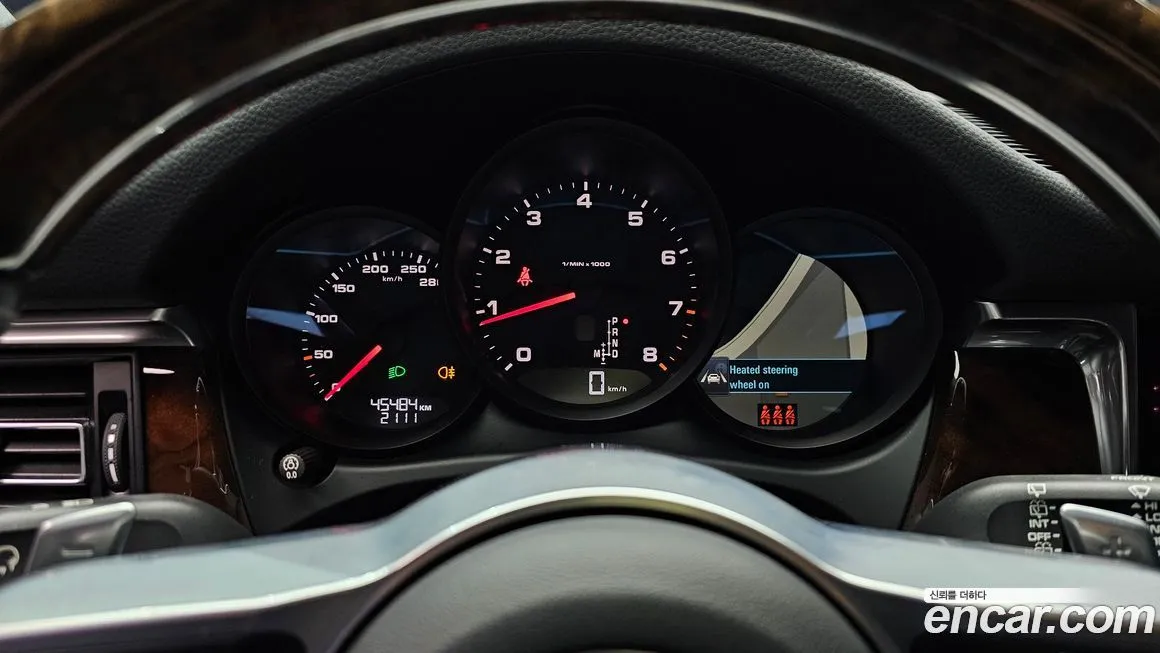 Porsche Macan 2021 из KR, фото 9