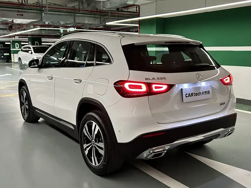 Mercedes-Benz GLA 2023 из CN, фото 4