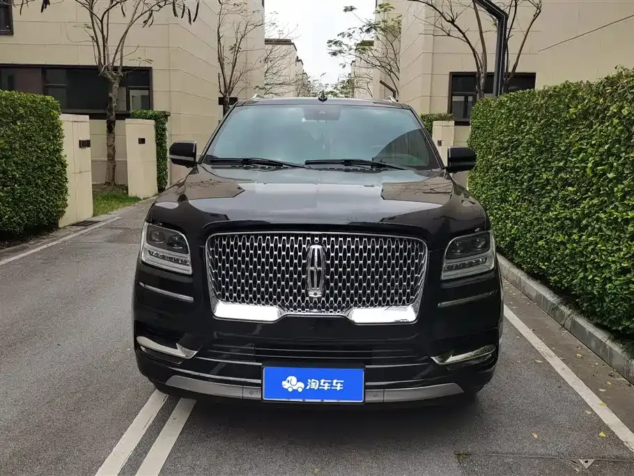 Lincoln Navigator — фото 10