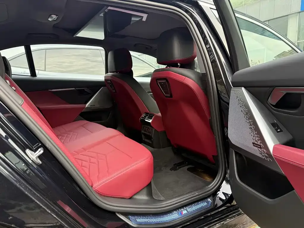 BMW i5 2025 из CN, фото 6