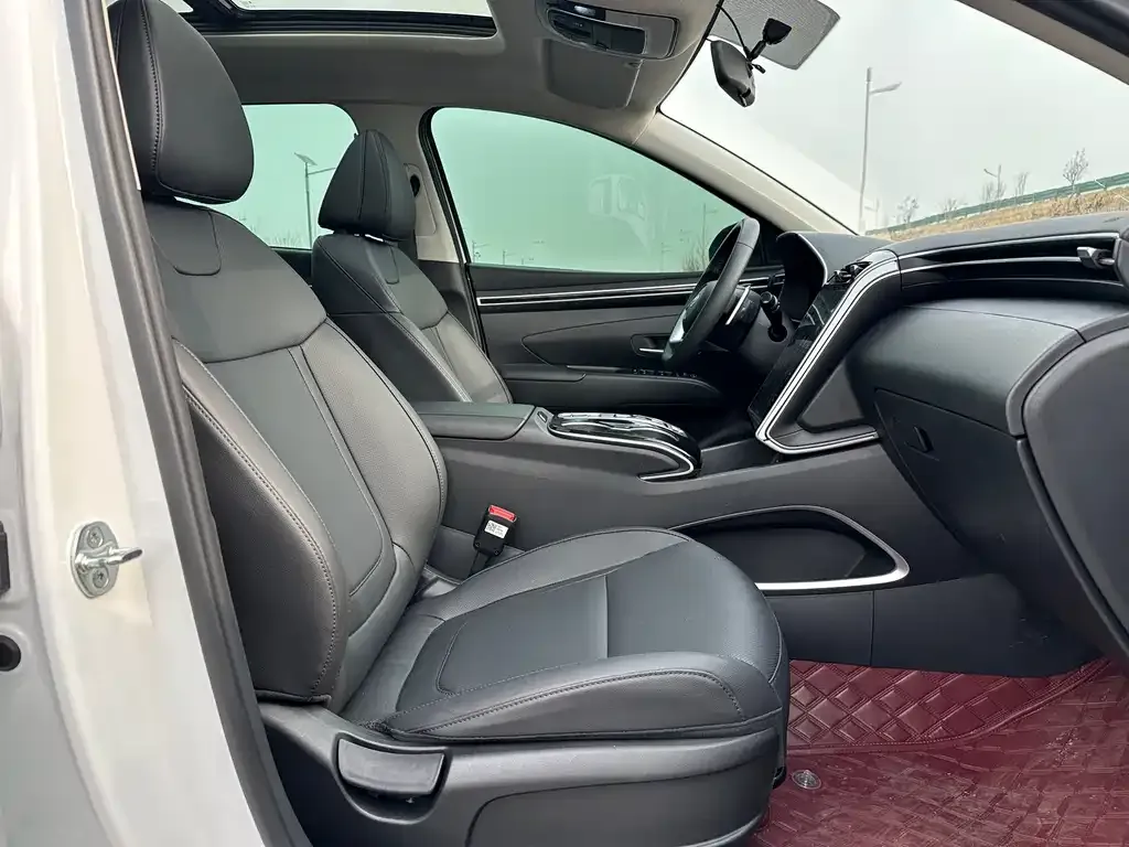 Hyundai Tucson 2023 из CN, фото 4