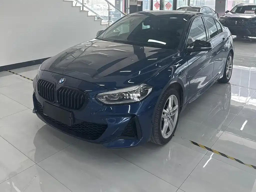 BMW 1 Series — фото 1