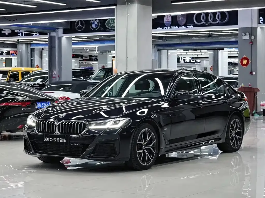 BMW 5 Series (Import) — фото 1