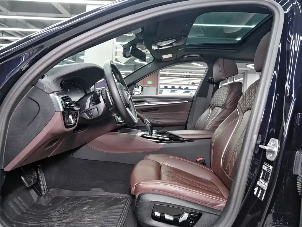 BMW 5 Series (Import) — фото 4