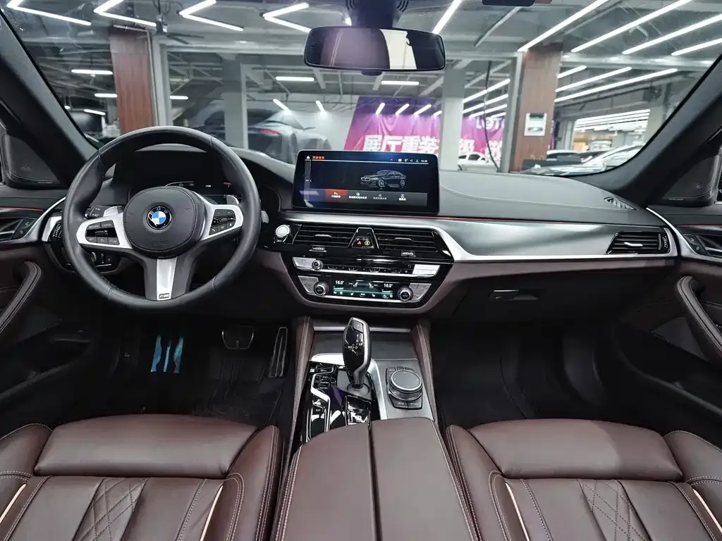 BMW 5 Series (Import) — фото 3