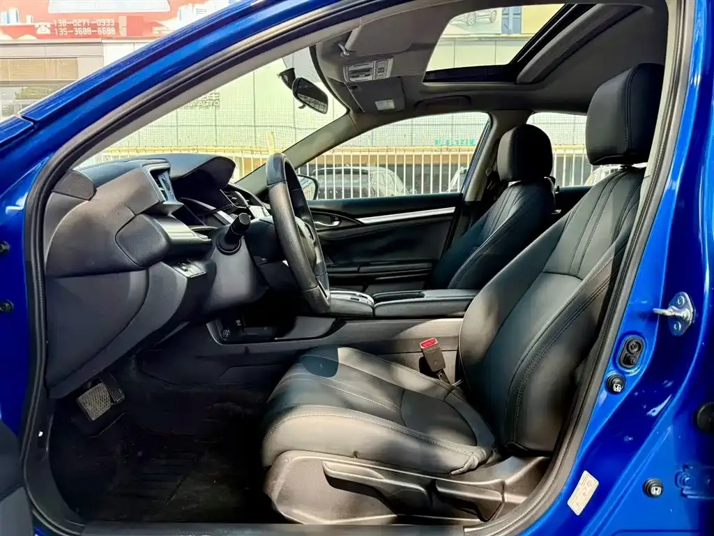 Honda Civic — фото 6