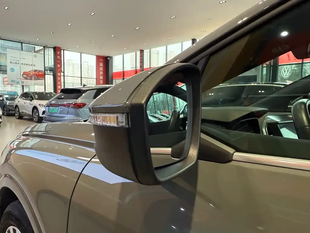 Audi Q4 e-tron 2024 из CN, фото 4
