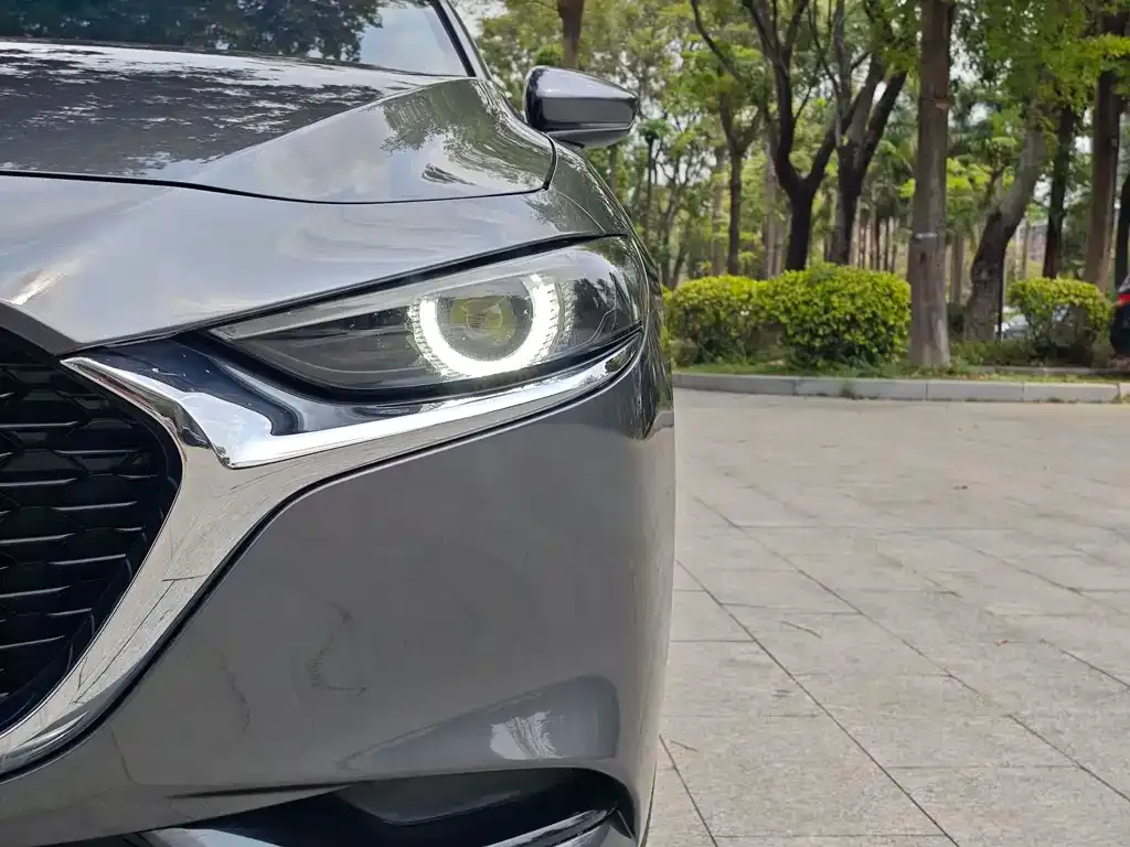 Mazda 3 Axela 2021 из CN, фото 2