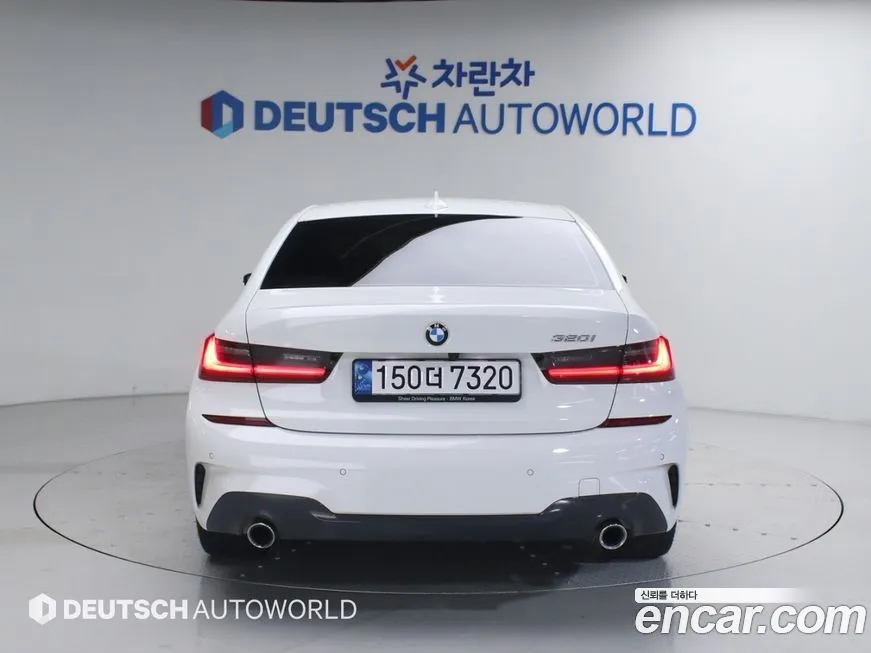 BMW 3-Series 2022 из KR, фото 4