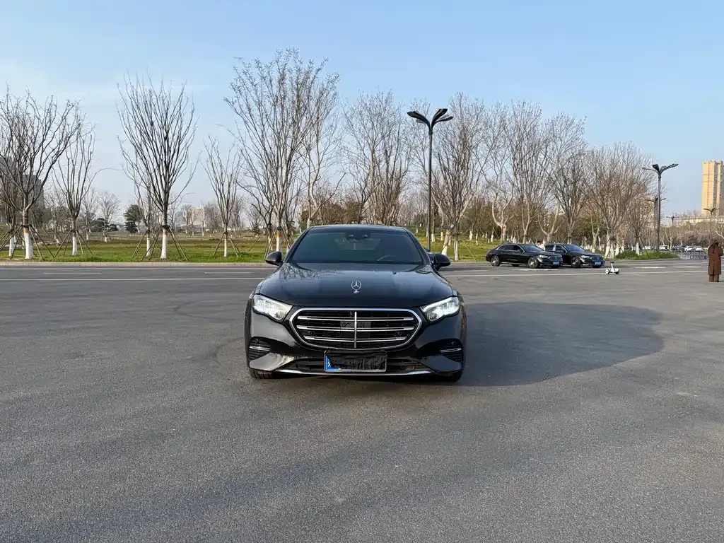 Mercedes-Benz E-Class 2024 из CN, фото 7