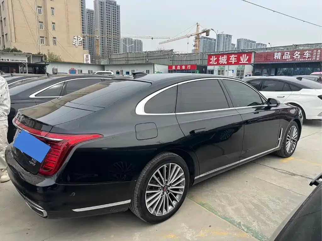 Hongqi H9 — фото 9