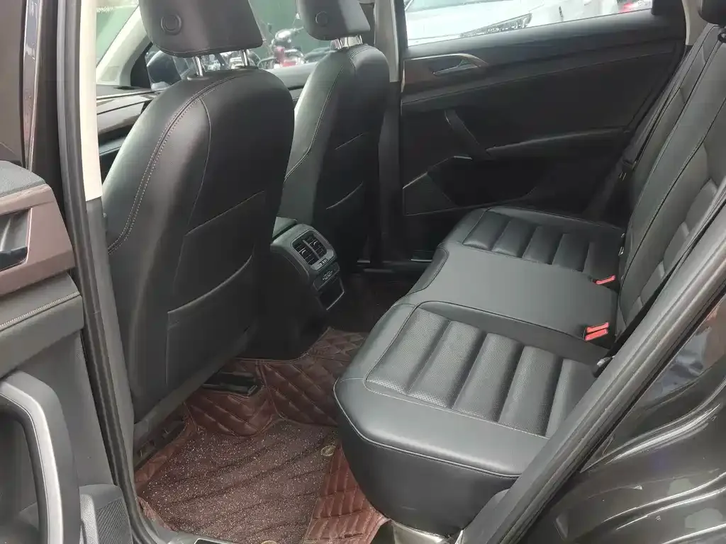 Volkswagen Tharu 2021 из CN, фото 3